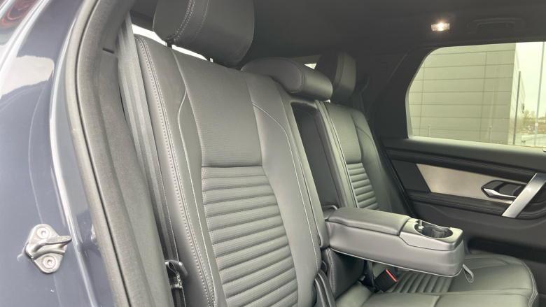 Land Rover Discovery Sport 2.0 P250 Dynamic HSE 5dr Auto [5 Seat] Petrol Station Wagon